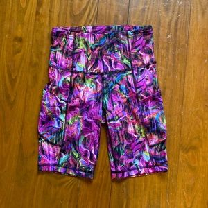 EUC- size 2- Lululemon biker shorts